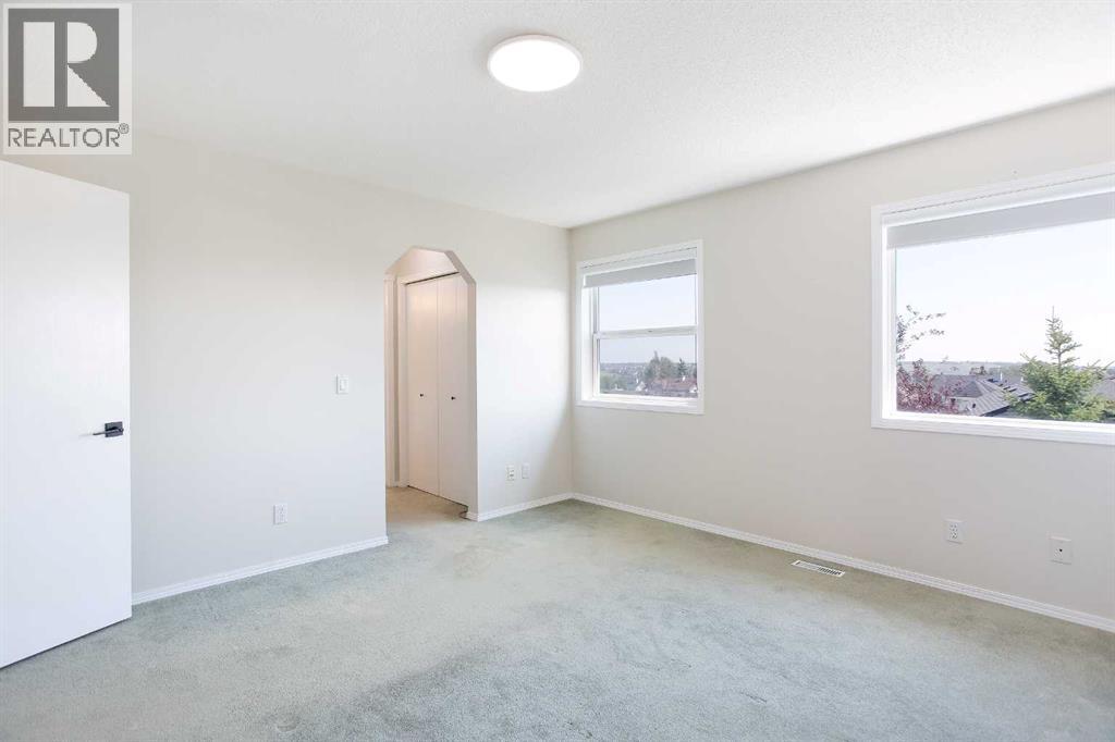 Single Family House for Sale in  Hidden Ranch Close NW Hidden Valley Calgary 