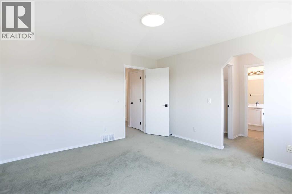 Single Family House for Sale in  Hidden Ranch Close NW Hidden Valley Calgary 