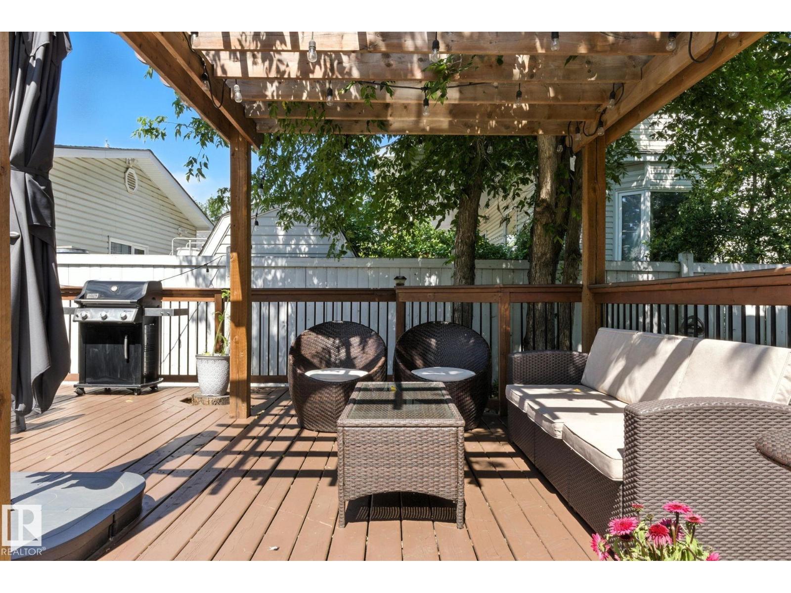 Photo 31 of 11204 61 St Nw, Edmonton AB