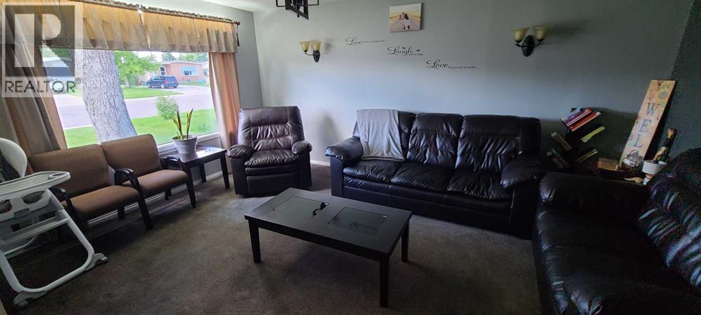 Photo 25 of 5613 55 Street, Taber AB