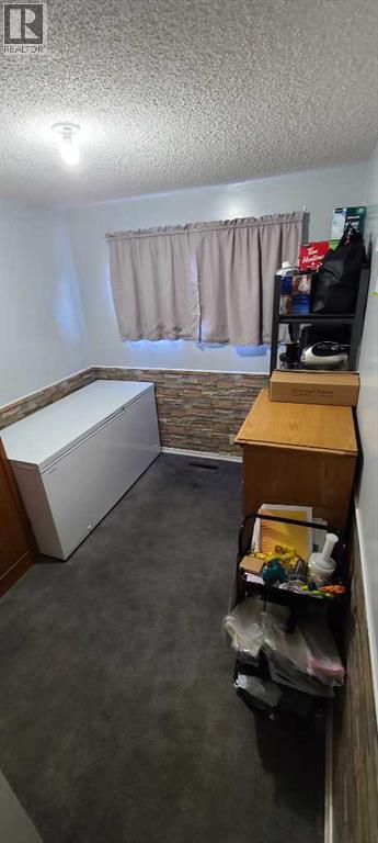 Photo 11 of 5613 55 Street, Taber AB