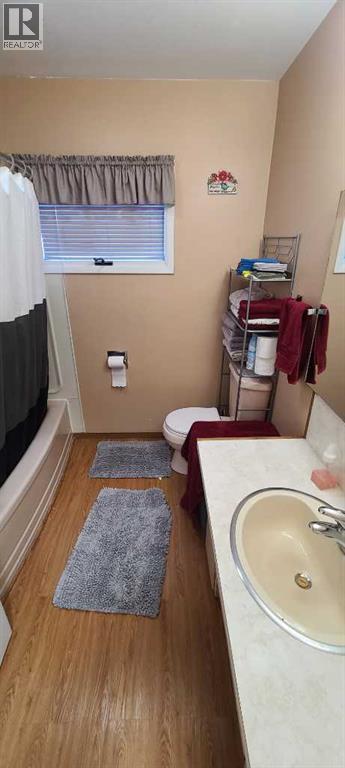 Photo 21 of 5613 55 Street, Taber AB