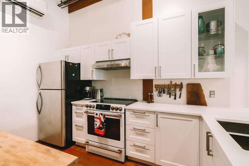 Photo 3 of 306 2556 E Hastings Street, Vancouver BC