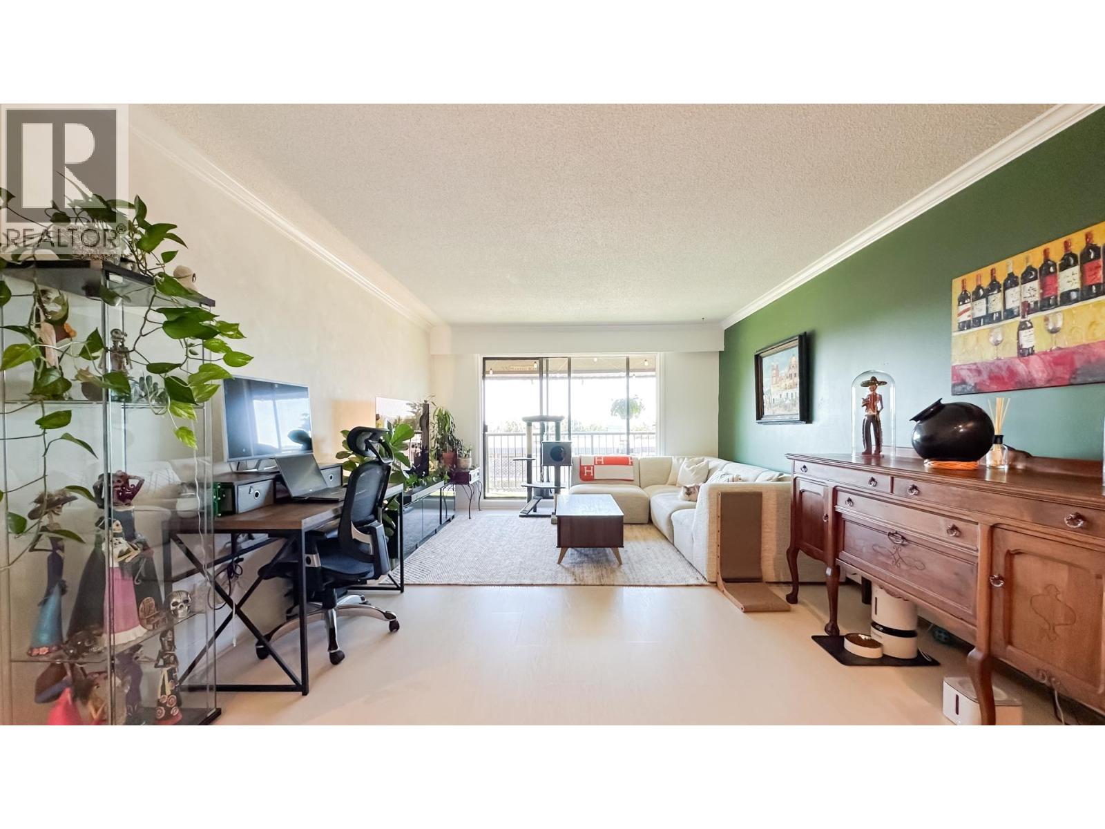 Photo 5 of 306 252 W 2nd Street, North Vancouver BC