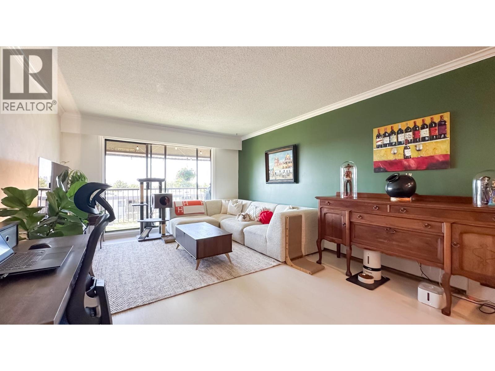 Photo 6 of 306 252 W 2nd Street, North Vancouver BC