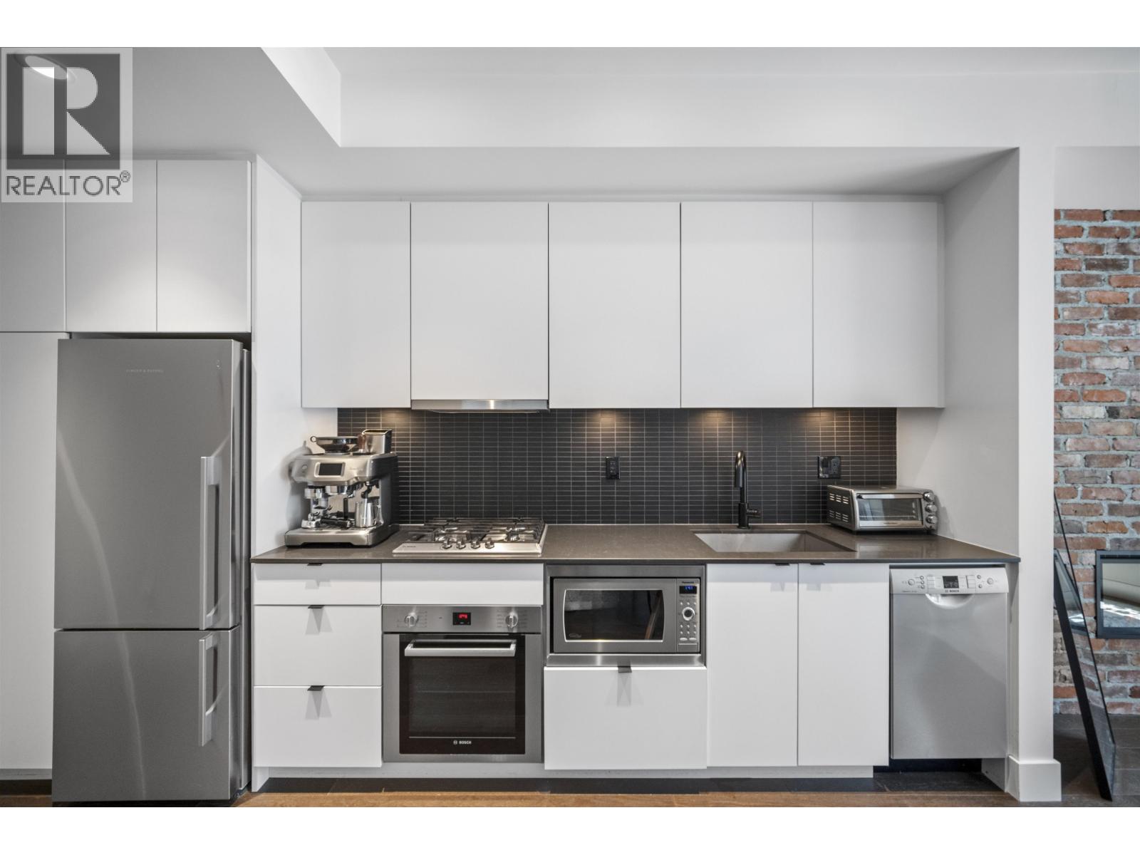 Photo 4 of 411 83 Moody Street, Port Moody BC