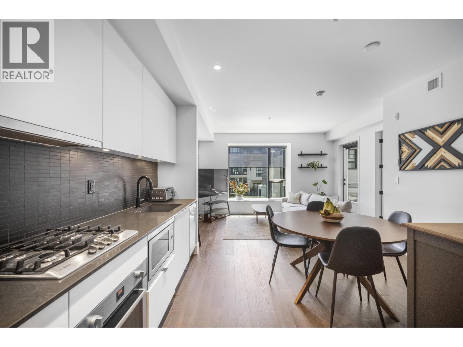 Photo 3 of 411 83 Moody Street, Port Moody BC