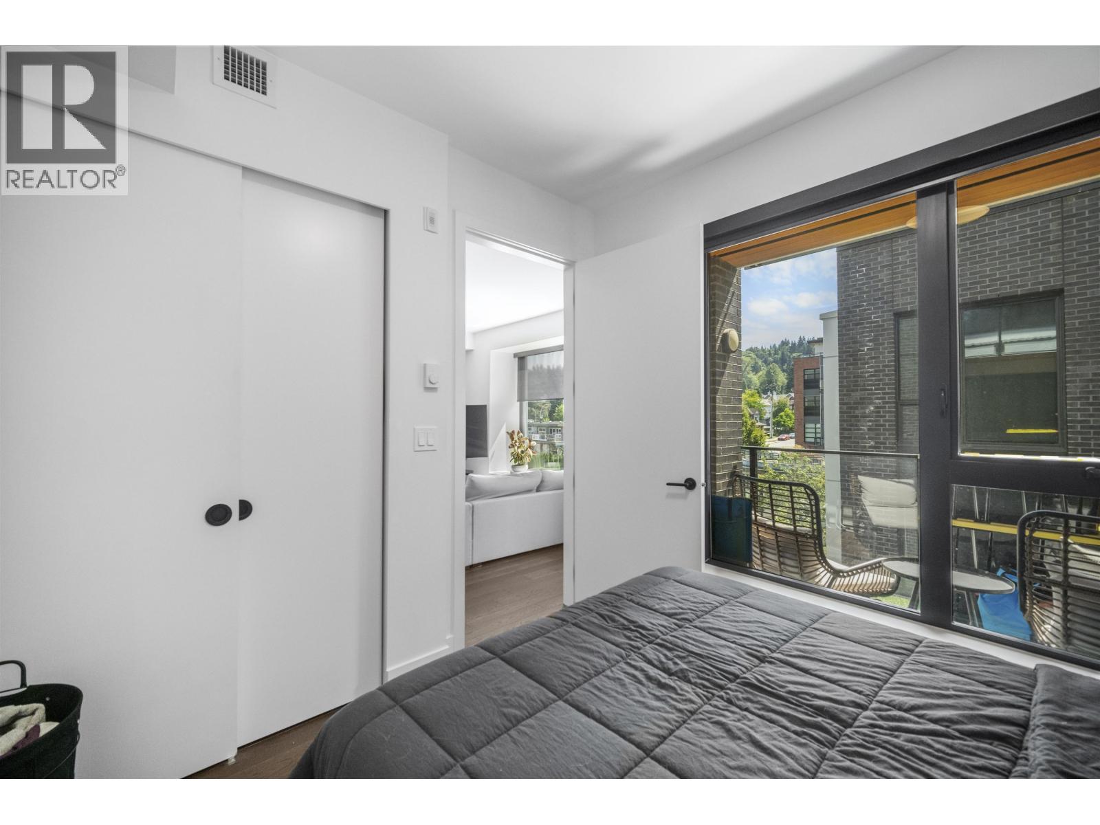 Photo 10 of 411 83 Moody Street, Port Moody BC