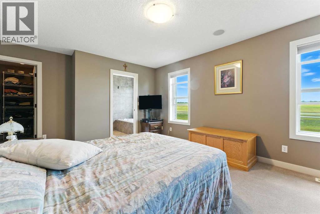 5 Bridlecrest Court SW, Calgary, Alberta