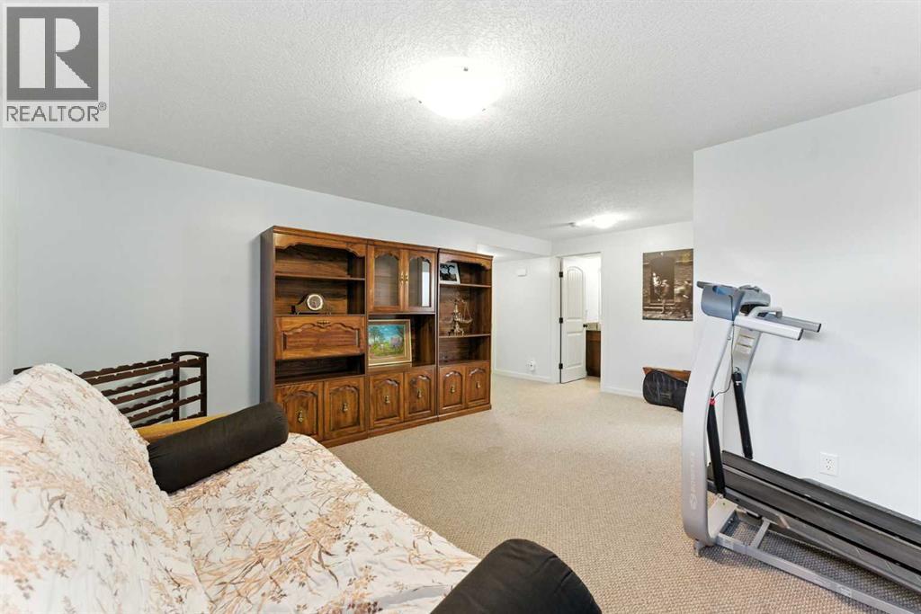 Single Family House for Sale in  Bridlecrest Court SW Bridlewood Calgary 