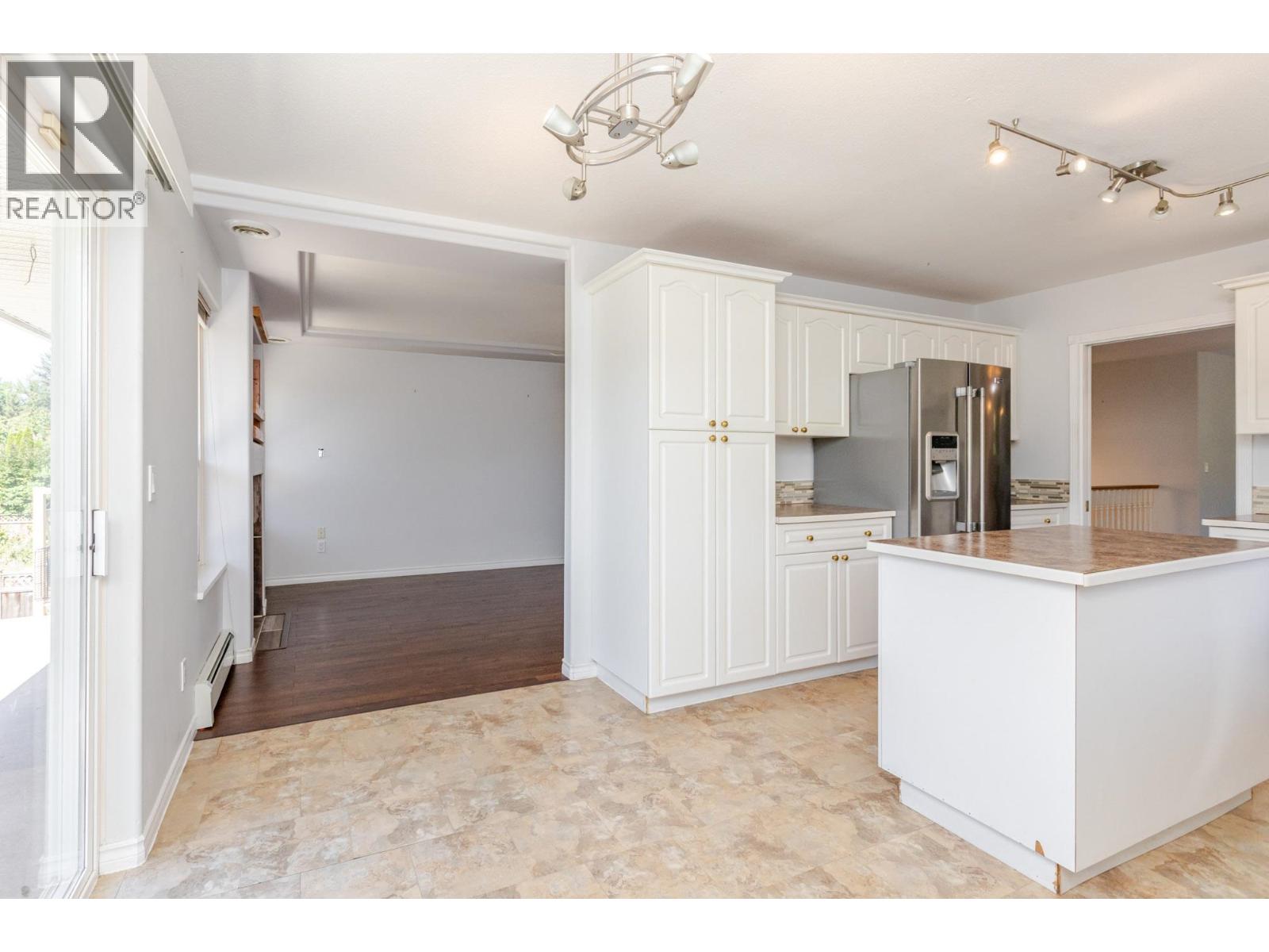 Photo 12 of 12727 227 B Street, Maple Ridge BC