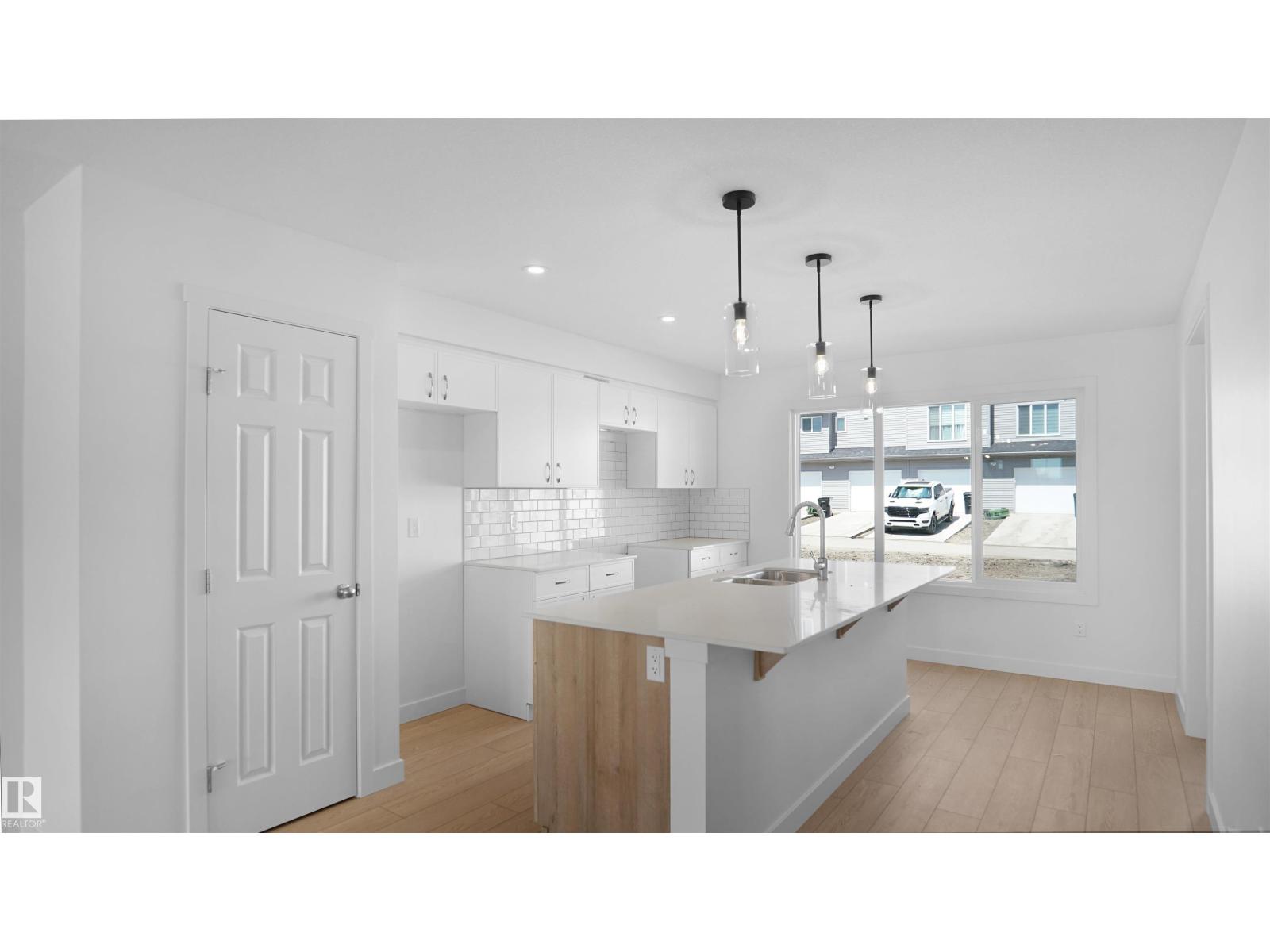 Photo 7 of 17518 5 A St Ne, Edmonton AB