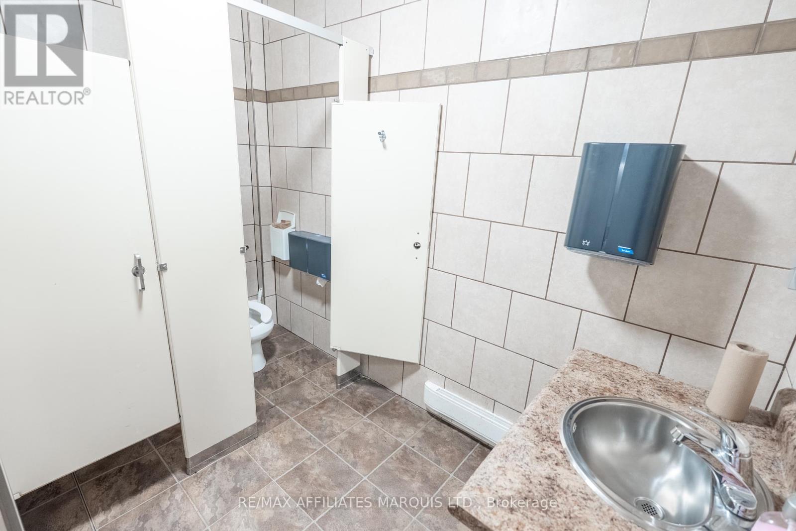 Photo 9 of 830 Second Street W, Cornwall ON