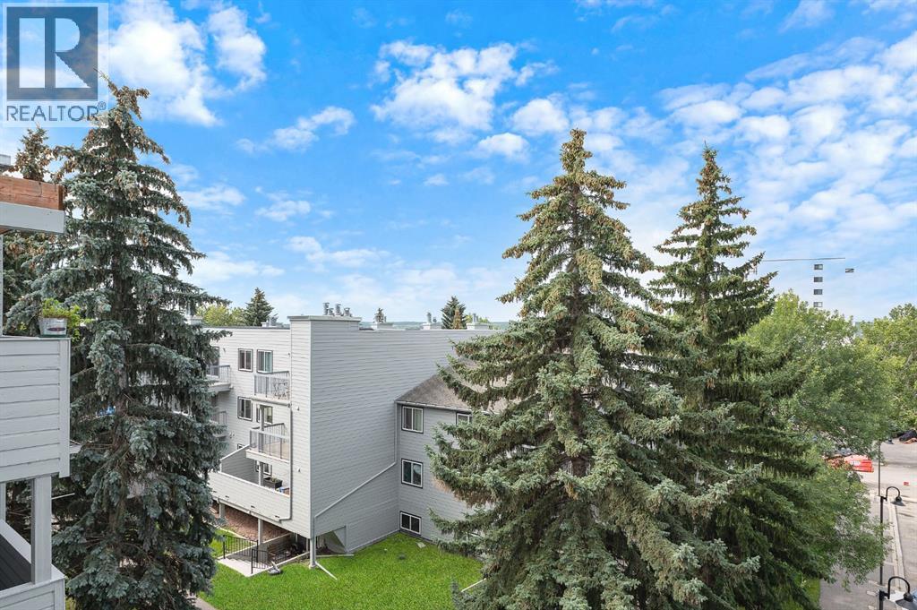 Single Family House for Sale in   Glamis Drive SW Glamorgan Calgary 