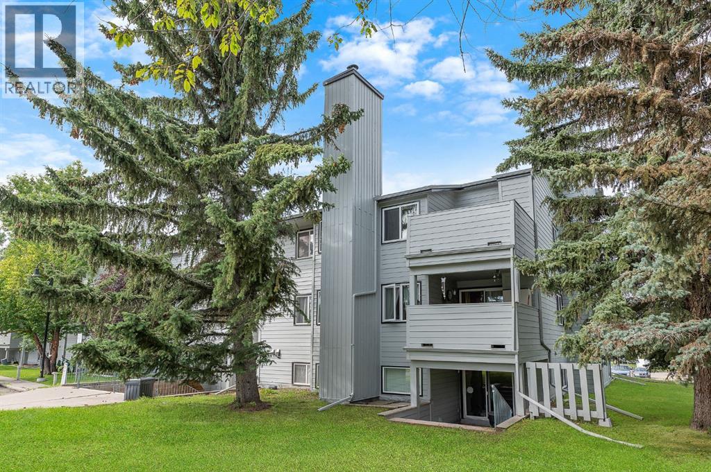Single Family House for Sale in   Glamis Drive SW Glamorgan Calgary 