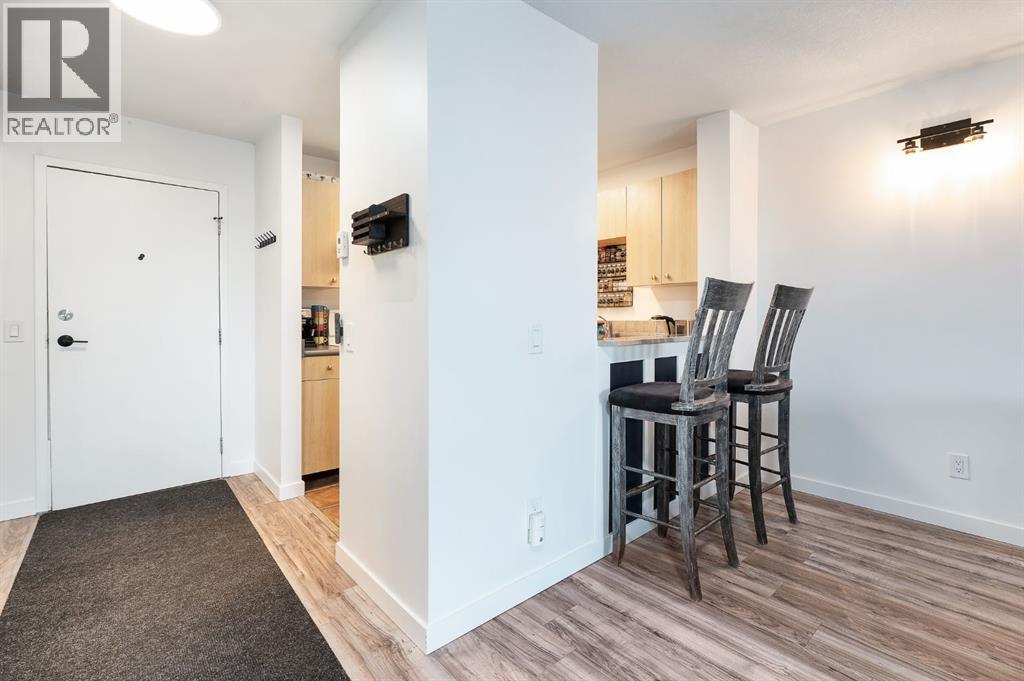 Single Family House for Sale in   Glamis Drive SW Glamorgan Calgary 