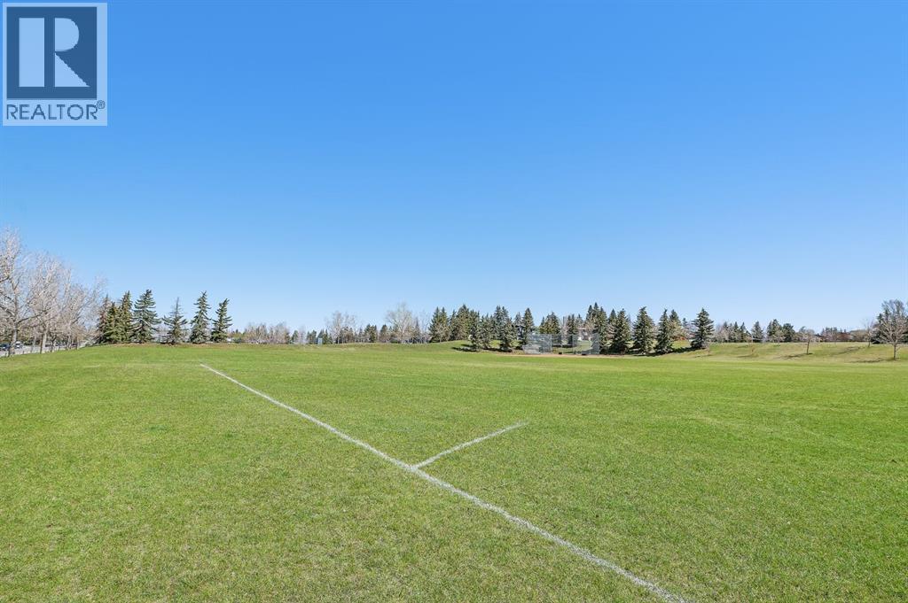 Single Family House for Sale in   Glamis Drive SW Glamorgan Calgary 