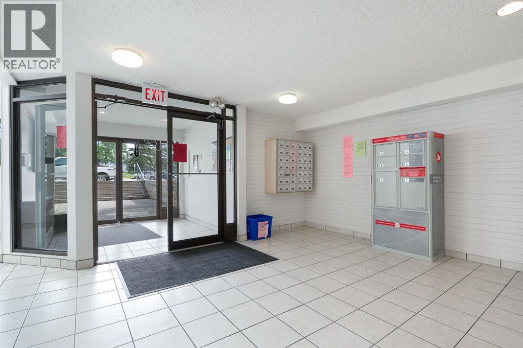 Single Family House for Sale in   Glamis Drive SW Glamorgan Calgary 