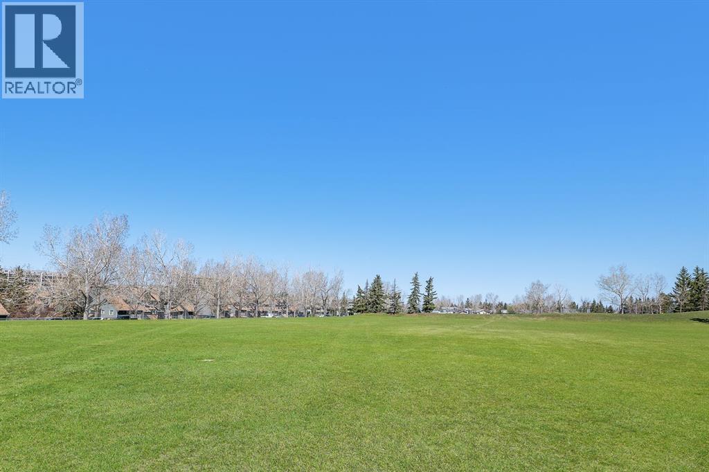 Single Family House for Sale in   Glamis Drive SW Glamorgan Calgary 