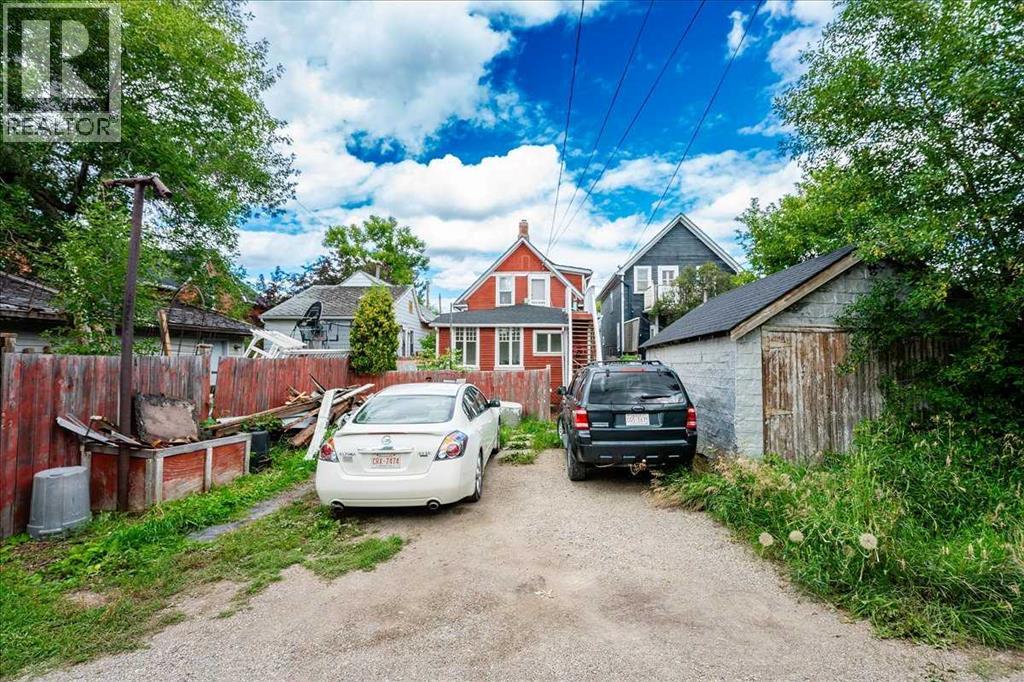 Single Family House for Sale in   Avenue SE Ramsay Calgary 