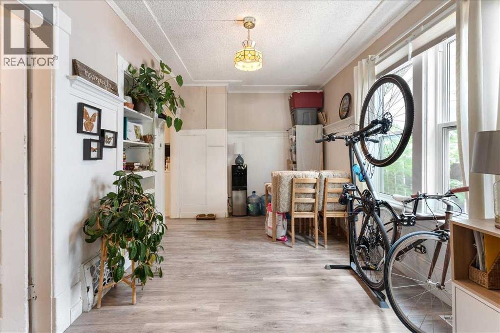 Single Family House for Sale in   Avenue SE Ramsay Calgary 