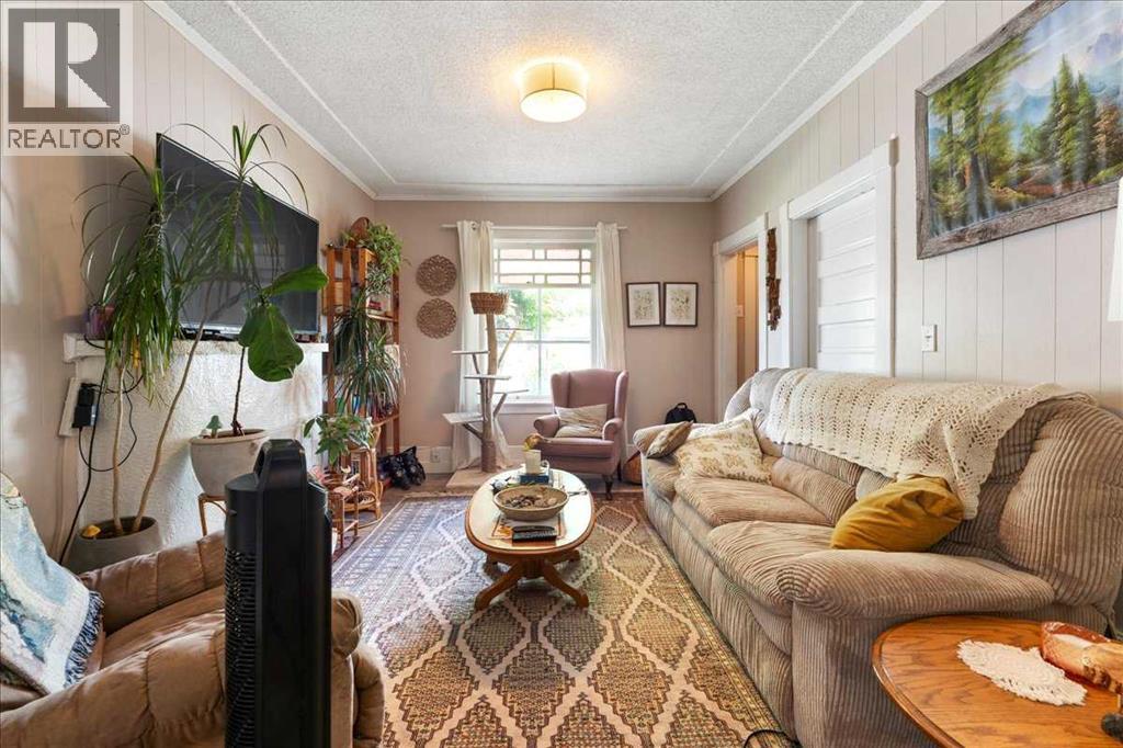 Single Family House for Sale in   Avenue SE Ramsay Calgary 
