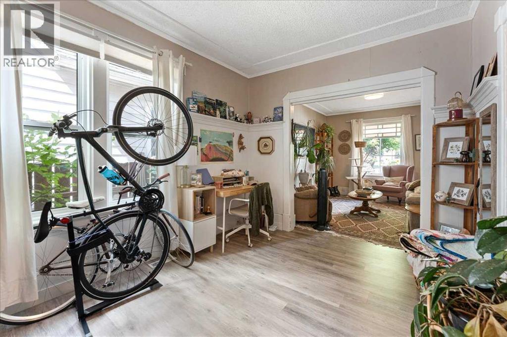 Single Family House for Sale in   Avenue SE Ramsay Calgary 