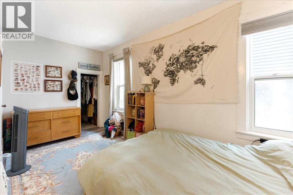 Single Family House for Sale in   Avenue SE Ramsay Calgary 