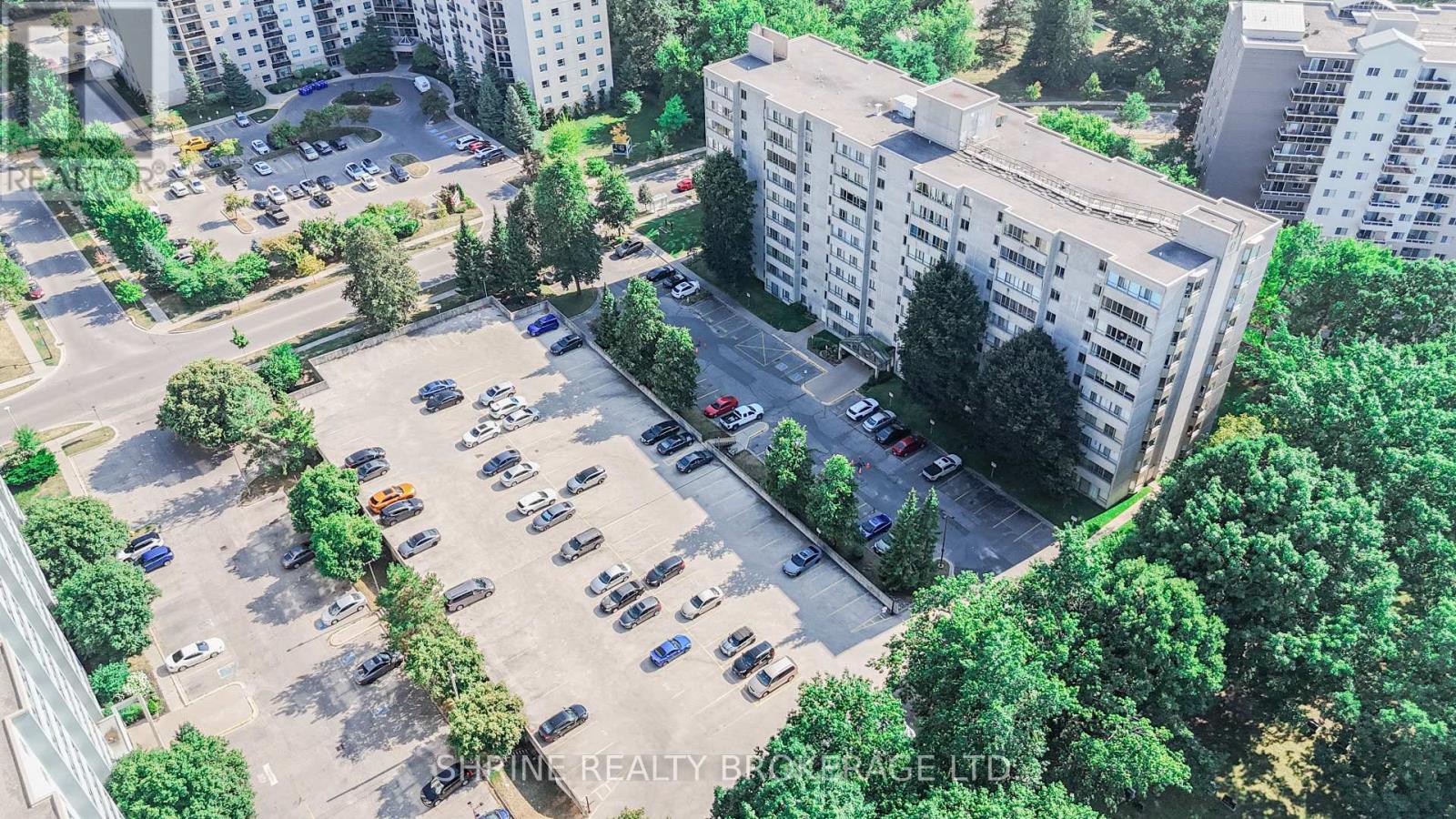 Photo 6 of 207 570 Proudfoot Lane, London North ON