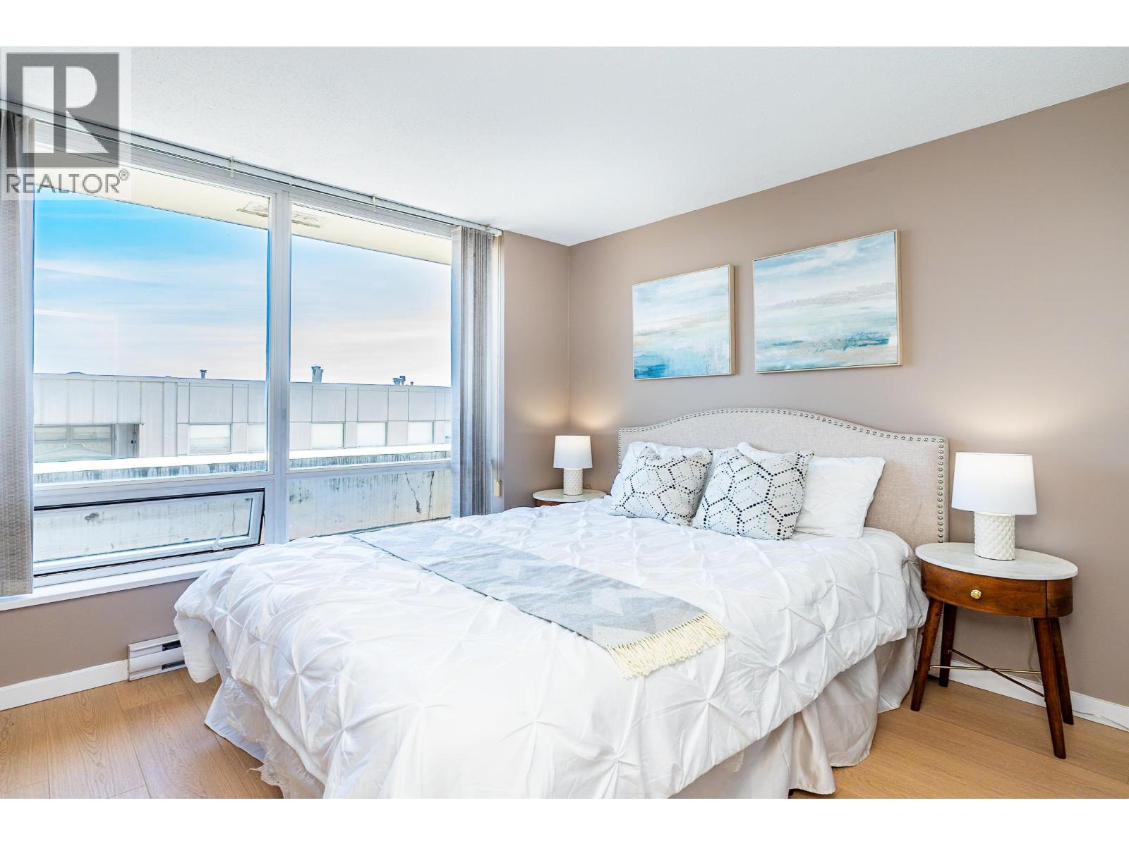 Photo 21 of 504 39 Sixth Street, New Westminster BC