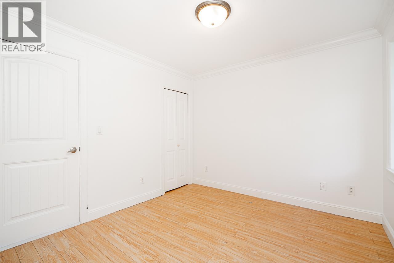 Photo 24 of 7268 1st Street, Burnaby BC