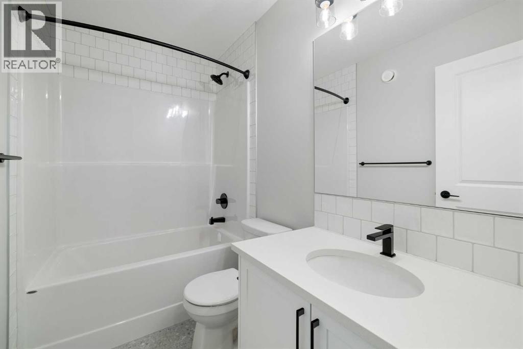 Single Family House for Sale in  Creekview Drive SW Pine Creek Calgary 