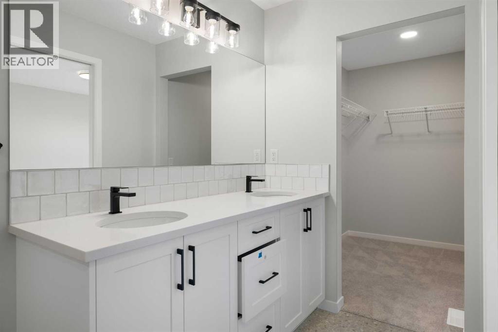 Single Family House for Sale in  Creekview Drive SW Pine Creek Calgary 