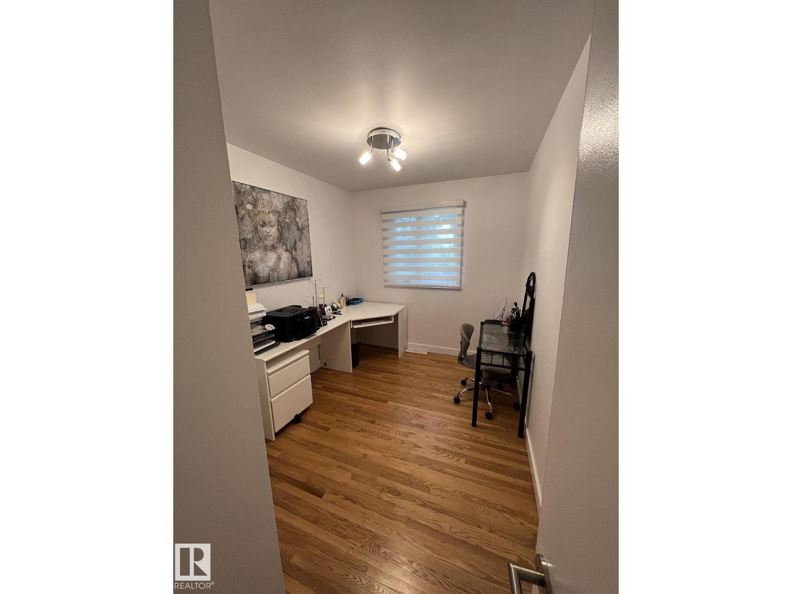 Photo 15 of 8528 64 Av Nw, Edmonton AB