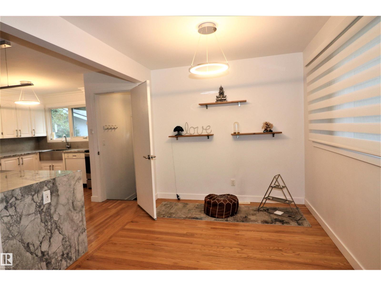 Photo 6 of 8528 64 Av Nw, Edmonton AB