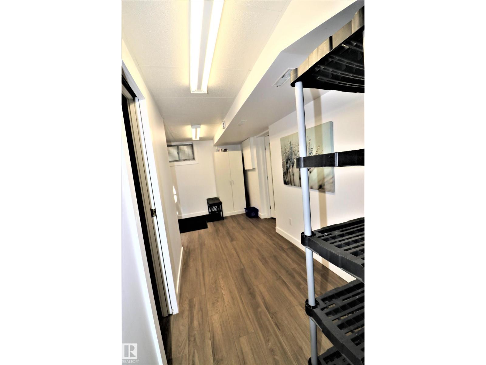 Photo 20 of 8528 64 Av Nw, Edmonton AB