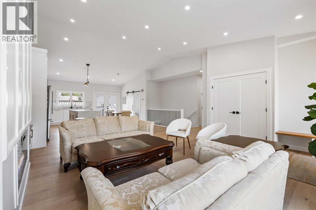 Single Family House Bungalow for Sale in  Breen Crescent NW Brentwood Calgary 