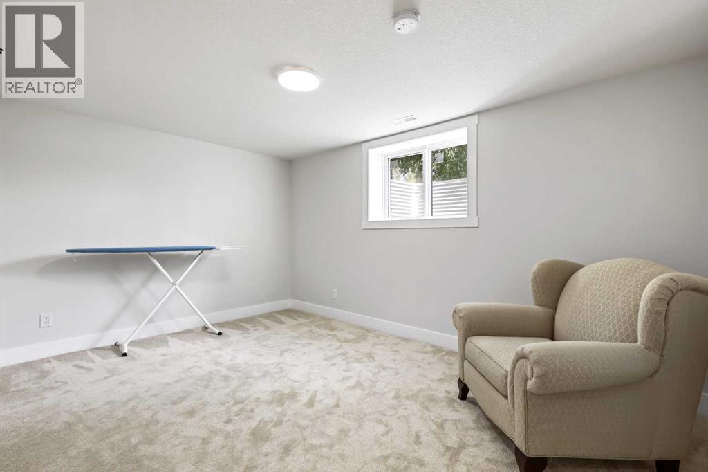 Single Family House Bungalow for Sale in  Breen Crescent NW Brentwood Calgary 