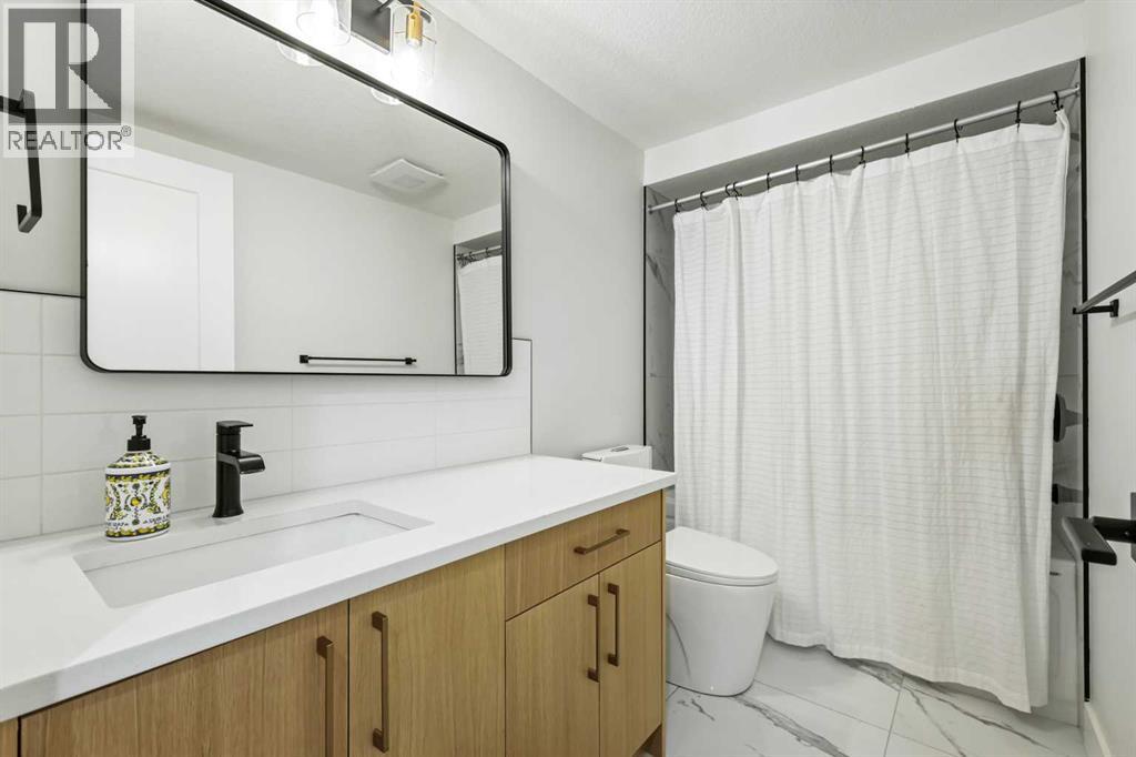 Single Family House Bungalow for Sale in  Breen Crescent NW Brentwood Calgary 