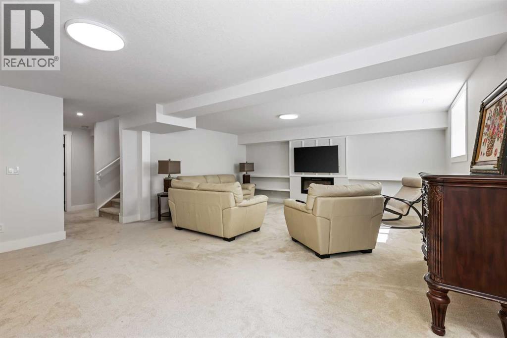 Single Family House Bungalow for Sale in  Breen Crescent NW Brentwood Calgary 