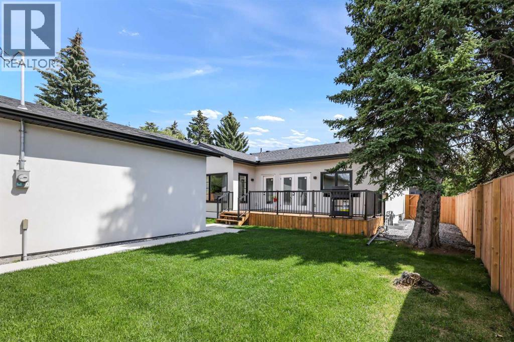 Single Family House Bungalow for Sale in  Breen Crescent NW Brentwood Calgary 