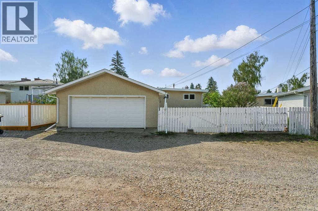 Single Family House Bungalow for Sale in   Avenue NE Mayland Heights Calgary 