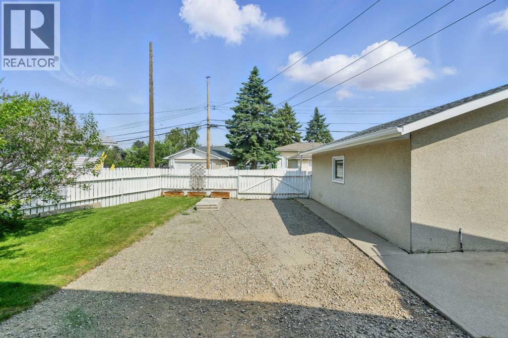Single Family House Bungalow for Sale in   Avenue NE Mayland Heights Calgary 