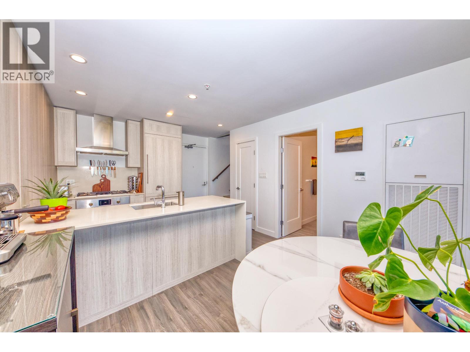 TH307 2351 BETA AVENUE, Burnaby