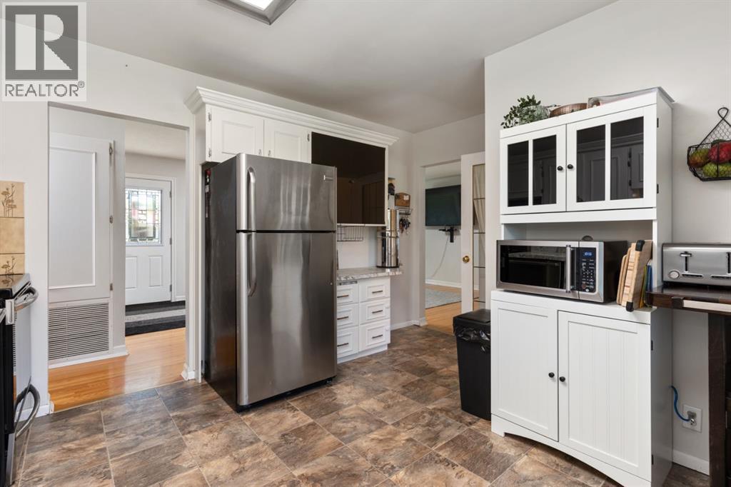 Single Family House Bungalow for Sale in  A Avenue Rosedale Camrose 