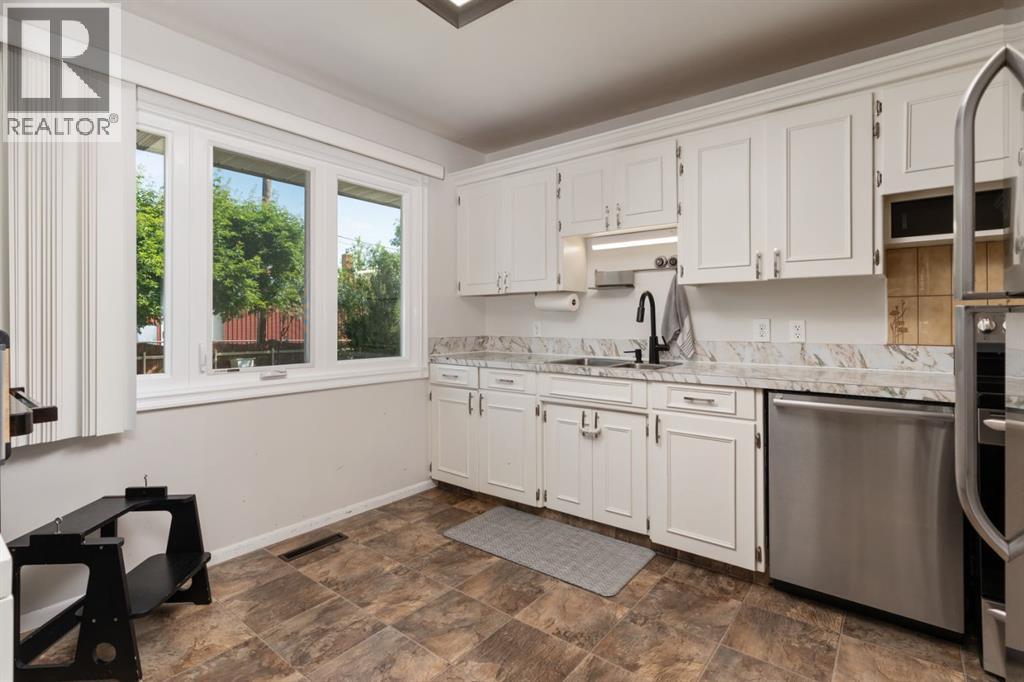 Single Family House Bungalow for Sale in  A Avenue Rosedale Camrose 