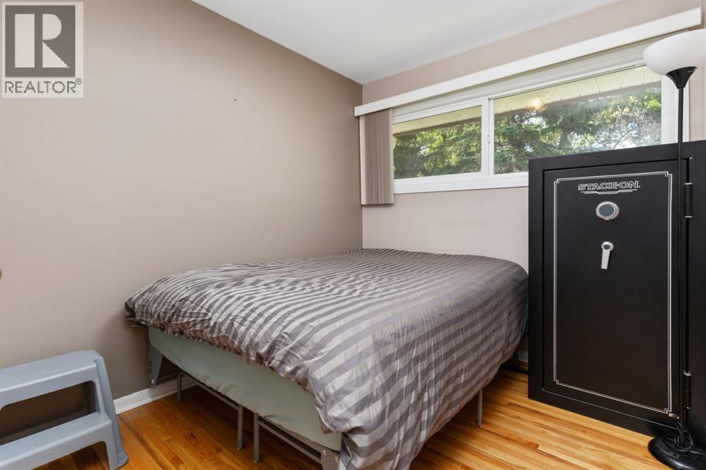 Single Family House Bungalow for Sale in  A Avenue Rosedale Camrose 