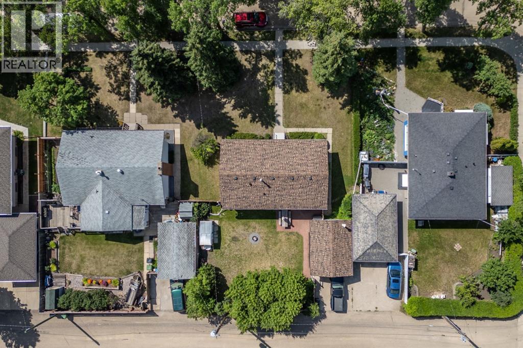 Single Family House Bungalow for Sale in  A Avenue Rosedale Camrose 