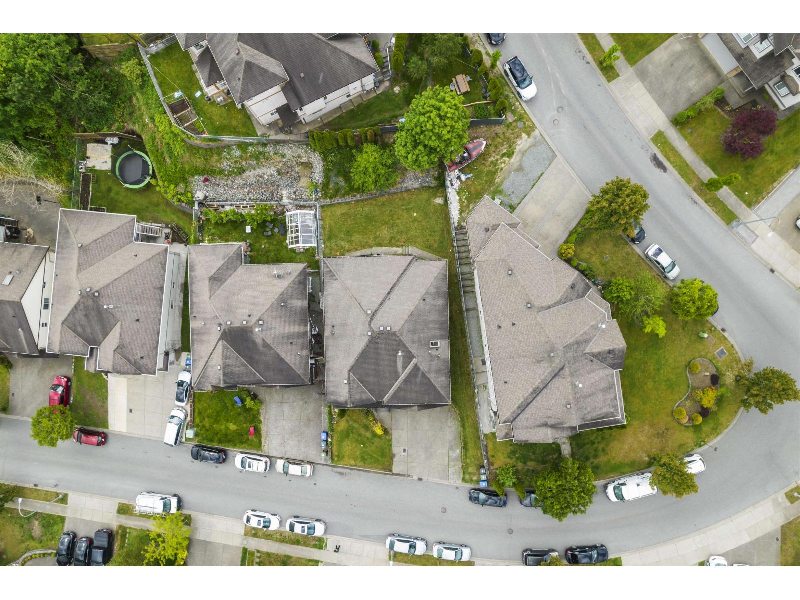 Photo 3 of 3554 Thurston Place, Abbotsford BC