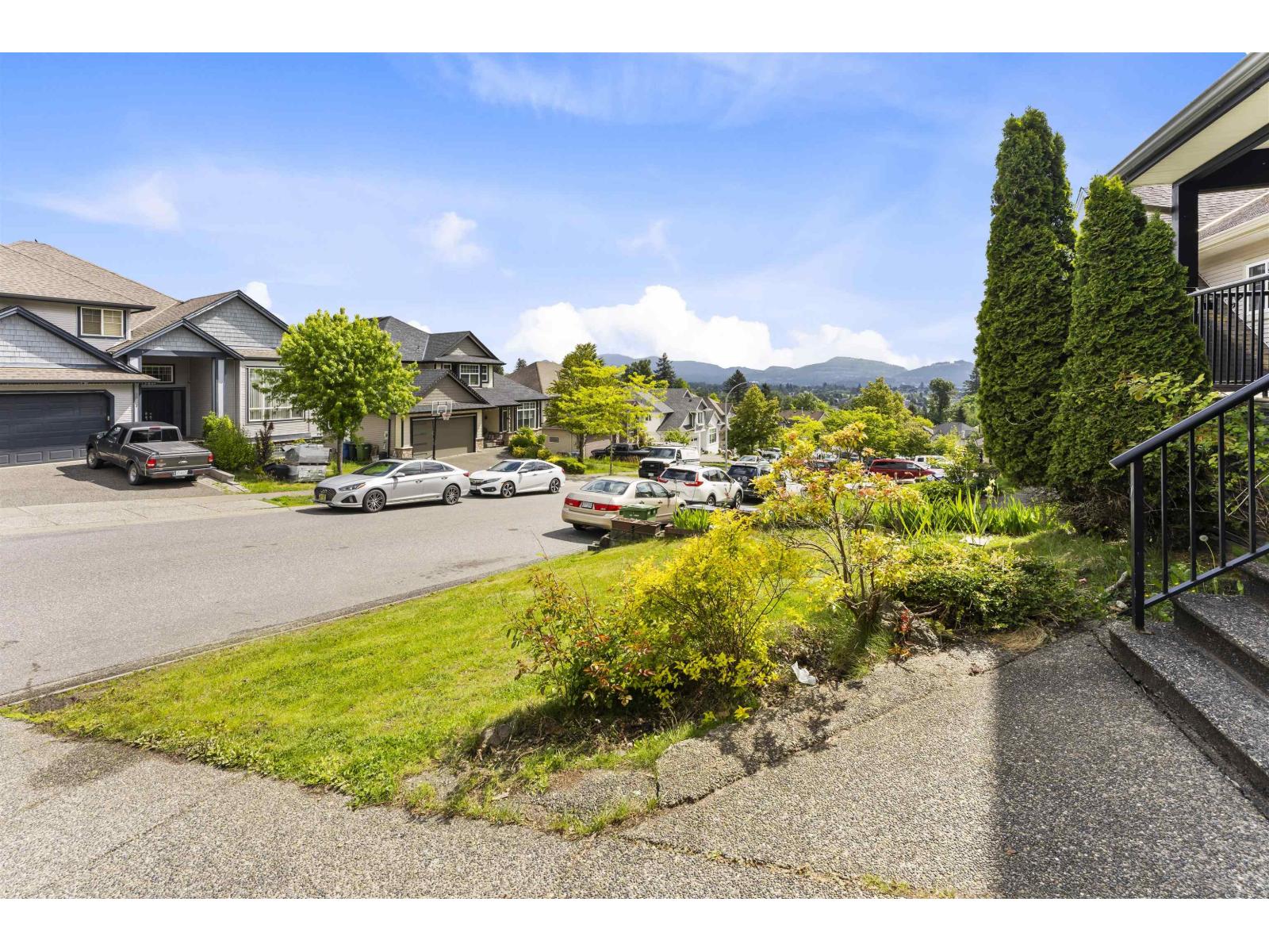 Photo 7 of 3554 Thurston Place, Abbotsford BC